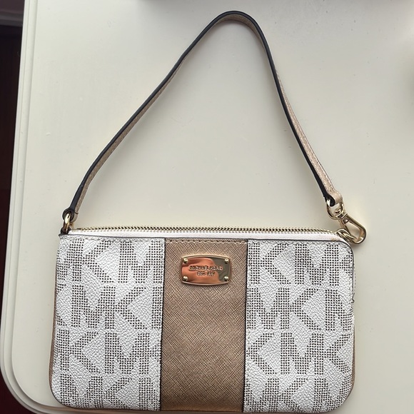 Michael Kors white and gold wristlet/wallet - Picture 3 of 4